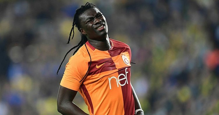 'Ve Gomis tercihini yaptı, yönetimi şaşırttı