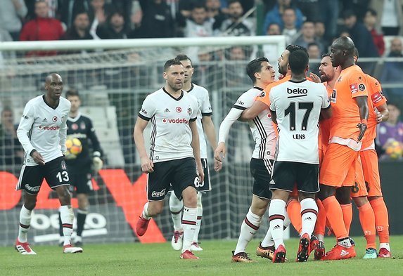 'Yıldız futbolcudan flaş açıklama: 