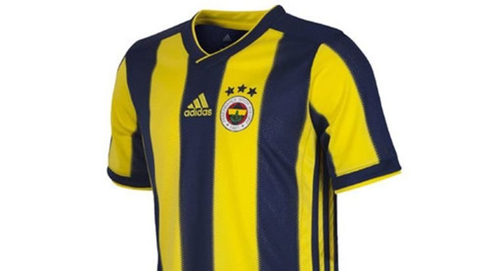  Fenerbahçeliler forma satışını 