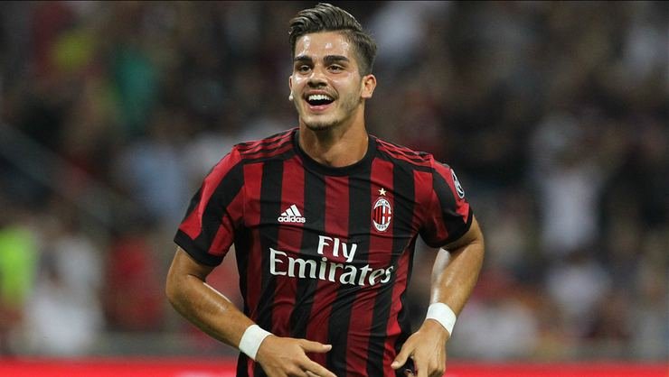 <h2> Galatasaray’da Andre Silva transferini Fatih Terim bitirecek</h2>