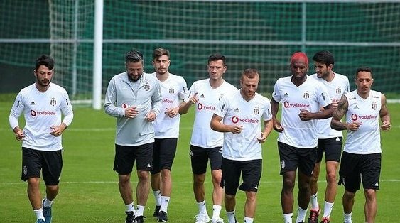 'Beşiktaş'a 25'lik sağ kanat! Vodafone Park'ta uçacak