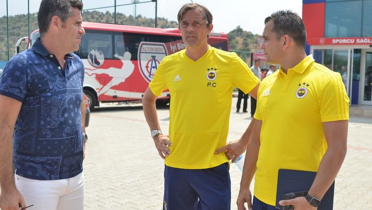 'Cocu'nun Fenerbahçe'yi değiştirecek 3 silahşörü!
