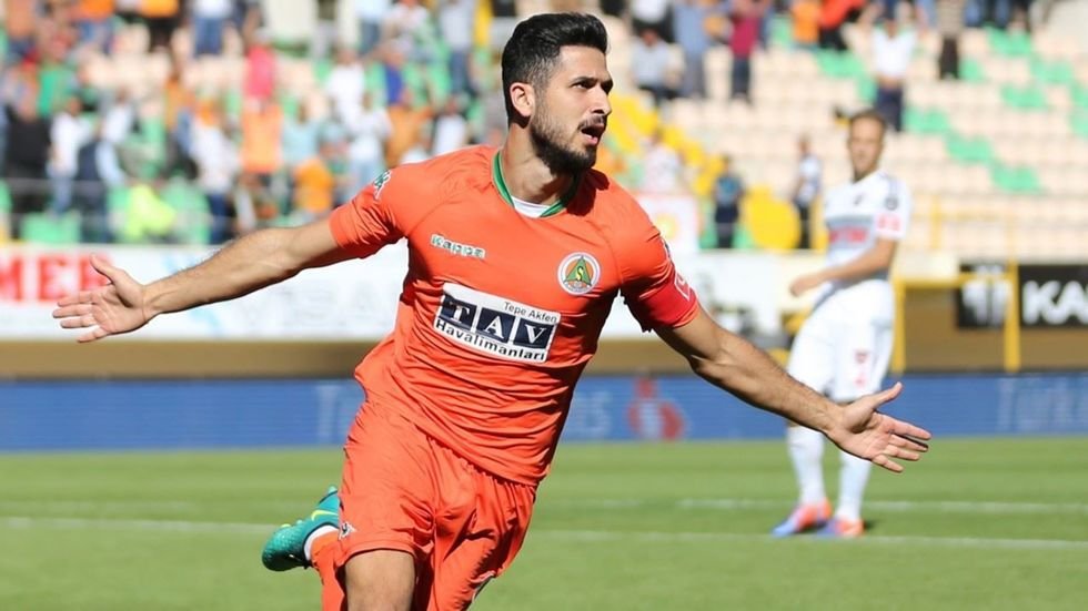 'Emre Akbaba transferi için Galatasaray'a şok yanıt