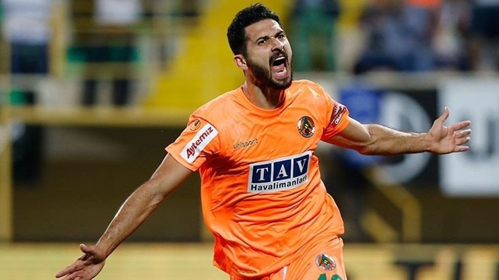 'Emre Akbaba transferi için son dakika açıklaması geldi