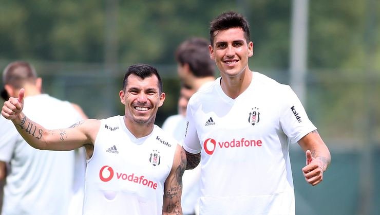 <h2>Enzo Roco: Beşiktaş’ın ilgisini duyunca duygulandım</h2>