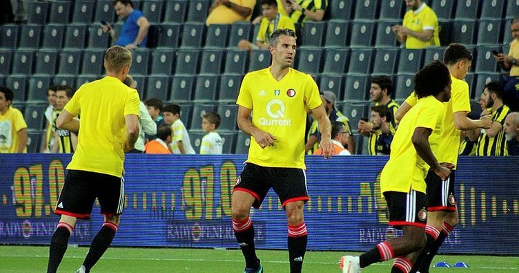 'Fenerbahçe - Feyenoord maçında eskilere gönderme