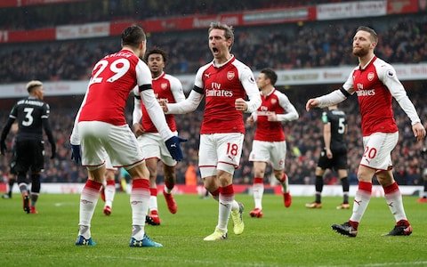 'Fenerbahçe, Arsenal'den golcüyü alıyor! Sürpriz isim