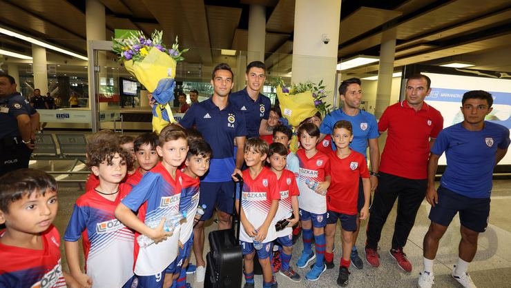 <h2>Fenerbahçe İzmir’e geldi</h2>