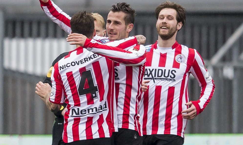 'Fenerbahçe ve Galatasaray transferde karşı karşıya! Genç futbolcu yarışı