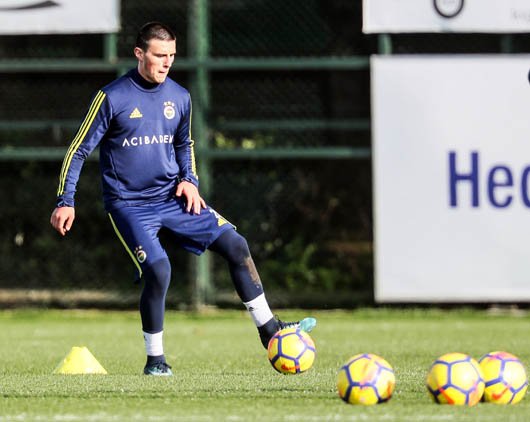 'Fenerbahçe'de Cocu'dan radikal karar! Eljif Elmas...