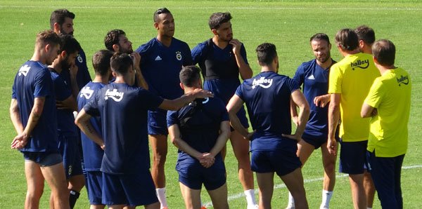 'Fenerbahçe'de futbolcuları şaşırtan kamp krizi