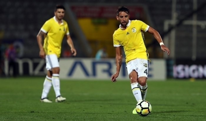 'Fenerbahçe'de Mauricio Isla'dan flaş transfer kararı