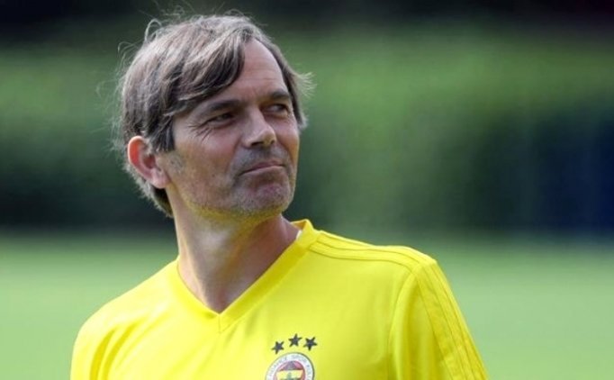 'Fenerbahçe'de Phillip Cocu futbolculara öyle bir şey yaptırdı ki...