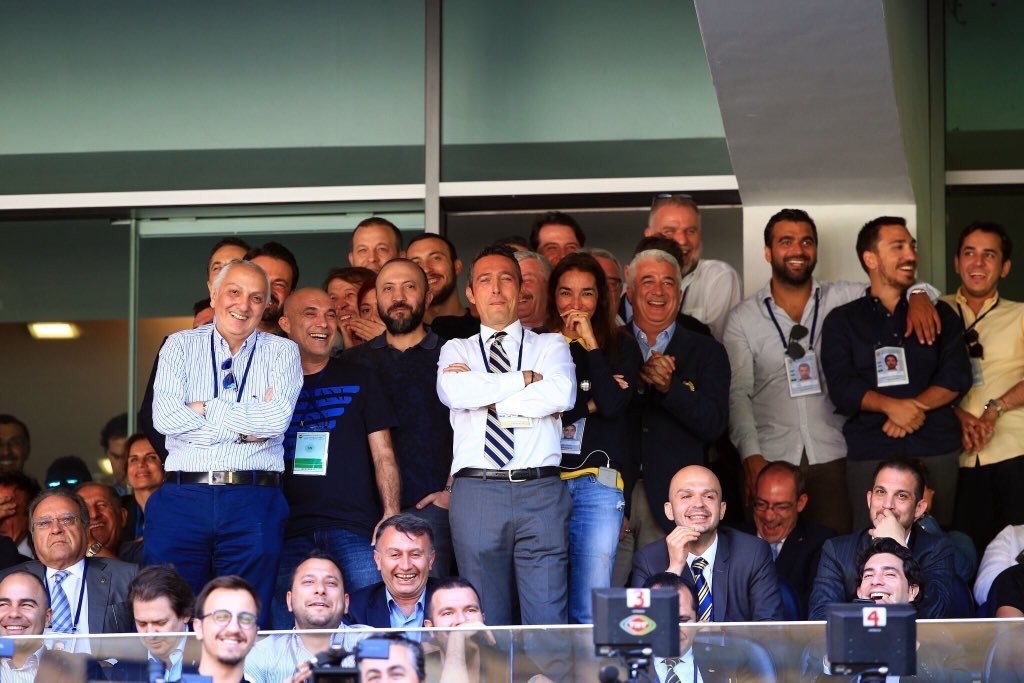 'Fenerbahçe'nin transfer gözdesi için flaş hamle! Yeniden görüşme