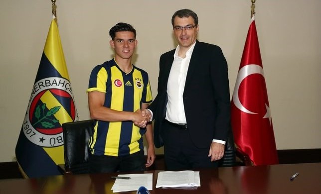 'Fenerbahçe'ye 4. genç takviye! Transferde gençlik aşısı