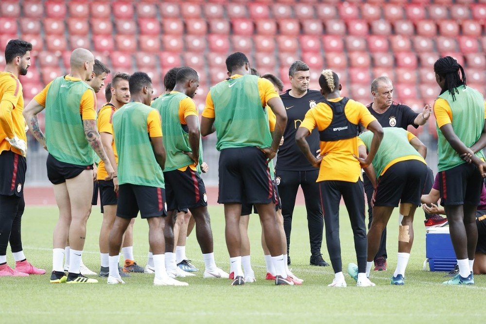 'Galatasaray herkesi şaşırtacak! Stopere Almanya'dan dev isimler