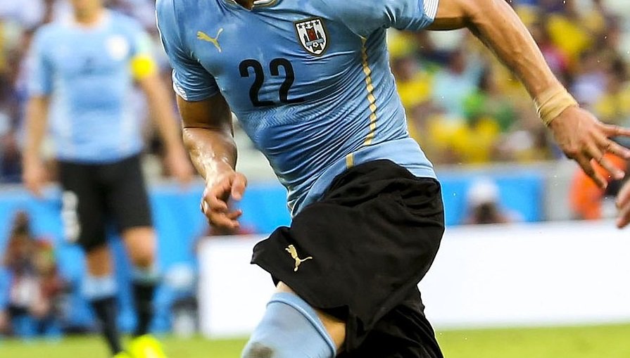 'Galatasaray ve Beşiktaş'ın peşinde olduğu savunmacı! Transfer yarışı...