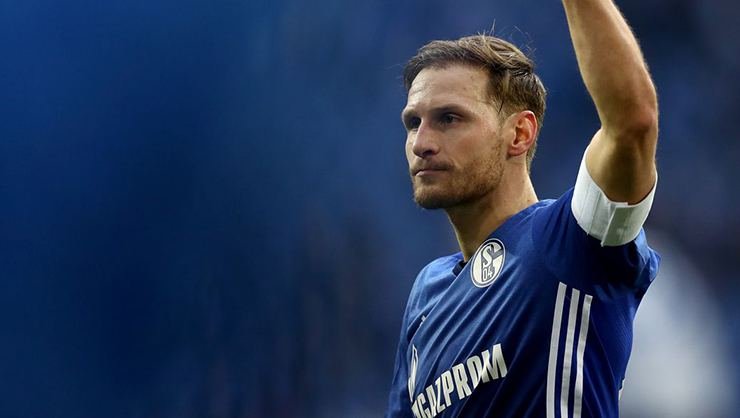 <h2>Galatasaray’a Höwedes için 2 rakip!</h2>