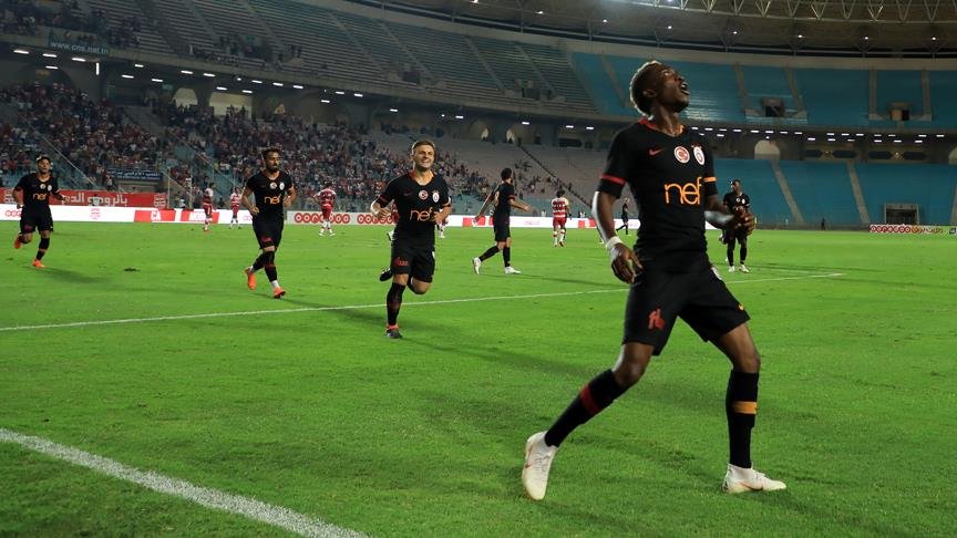 'Galatasaray'da Club Africian maçında herkesi şaşkına çeviren futbolcu