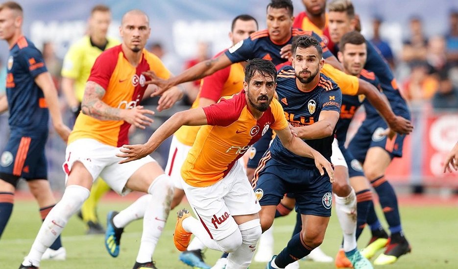 'İşte Galatasaray'ın gündemindeki 3 stoper adayı