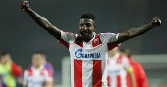 Mitchell Donald - 29 yaşında 10 numara