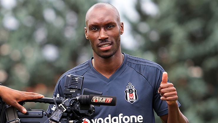 <h2>’Para için gitme Atiba, burası senin evin’</h2>