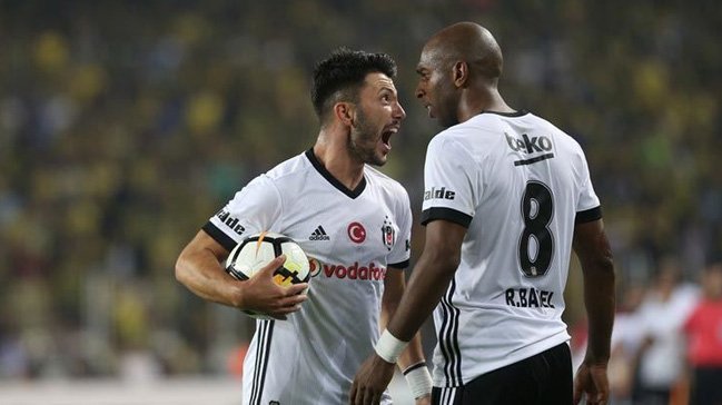 'Ryan Babel transferinde flaş gelişme! Sürpriz gelişme