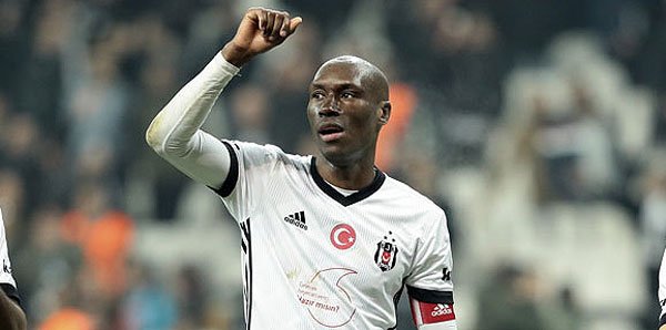 <h2>Son dakika! Beşiktaş Atiba ile yeniden anlaştı</h2>