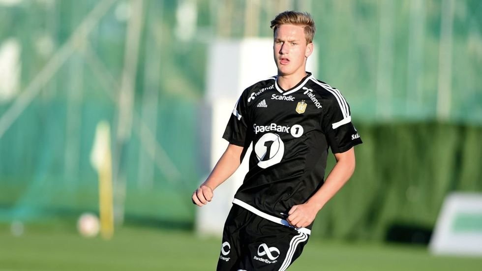 'Transferde ailesini ikna edecek! 