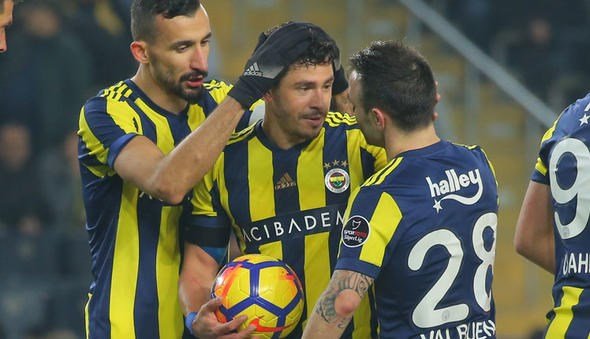 'Transferde Fenerbahçe'nin gözdesine sürpriz telefon: 