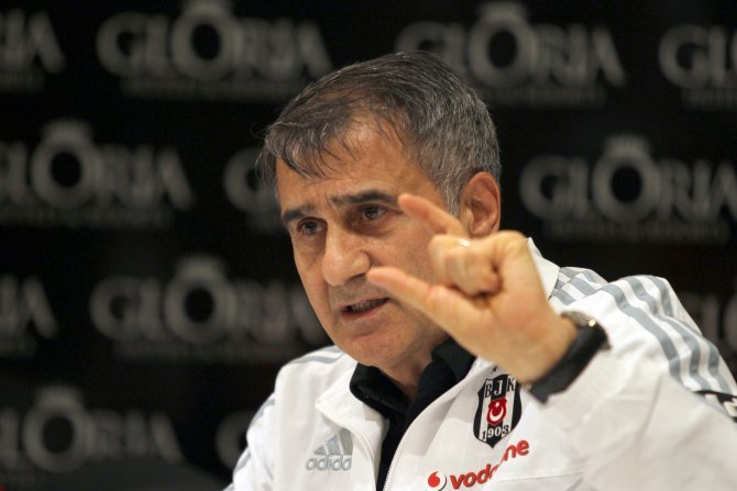 'Ve Beşiktaş'ta kaleci transferini Şenol Güneş yapıyor