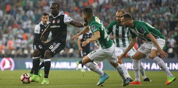 'Ve Bursaspor'dan beklenen transfer itirafı! Beşiktaş...