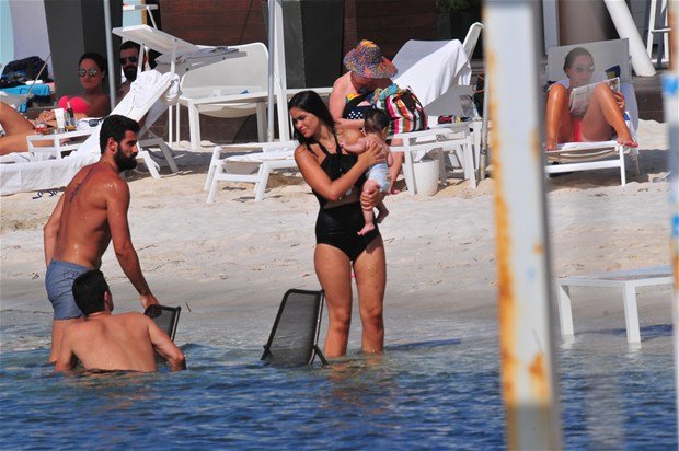 'Volkan Demirel'den eşine anlamlı hediye! Öyle bir şey yapacak ki...