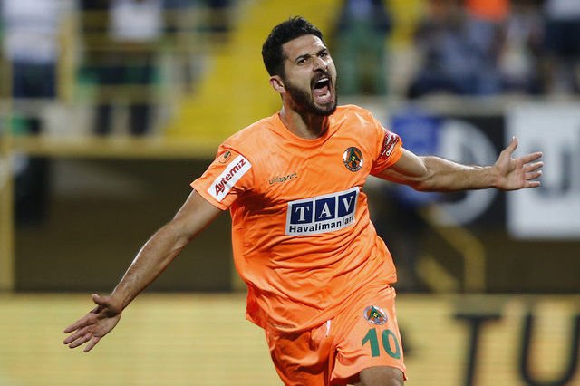 ' Emre Akbaba, Fenerbahçe'ye gitmemek için bakın ne yaptı