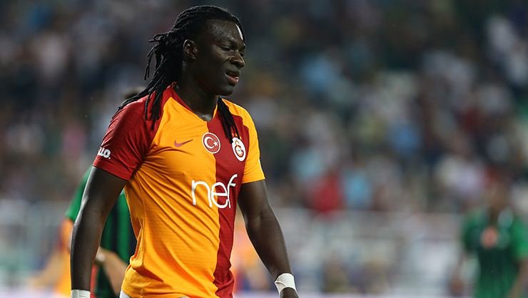 Araplar Gomis’in peşinde