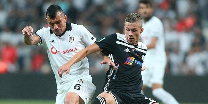 'Beşiktaş ve Trabzonspor, Sırp yıldız için karşı karşıya geldi