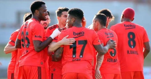 'Beşiktaş'a İtalya'dan herkesi şaşırtacak 15 milyon euroluk golcü