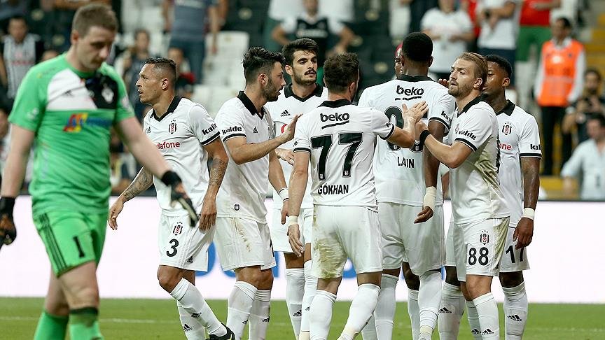 'Beşiktaş'ta yönetime transfer mesajı; 