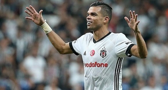 'Beşiktaş'tan Porto'ya sürpriz takas teklif! Pepe'ye karşılık...