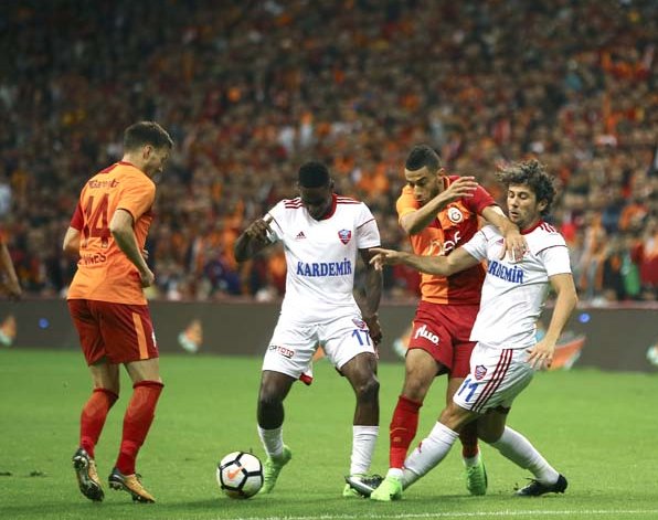 'Braga ve Sporting Lizbon, Galatasaray'dan transfer için geliyor