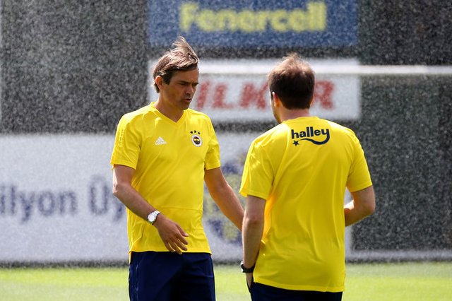 'Cocu şimdiden hazırladı! Benfica için 4 yıldız değişimi