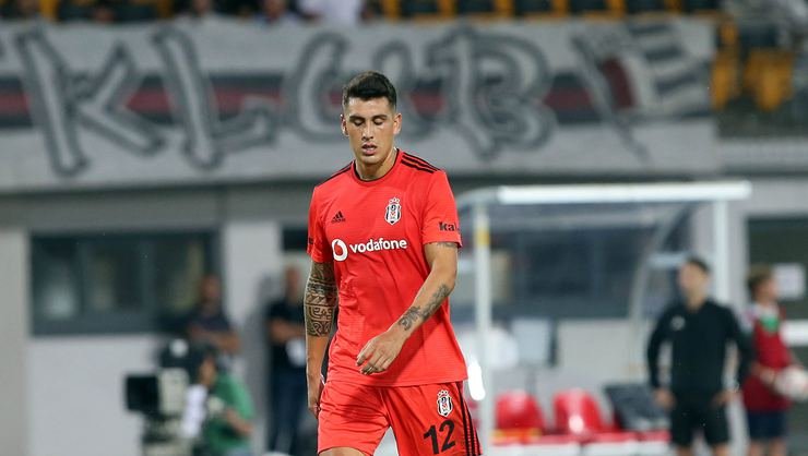 Enzo Roco yedeğe çekiliyor!