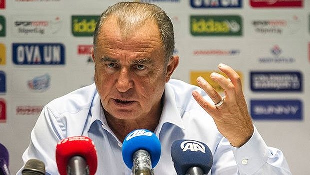 'Fatih Terim'den Gomis resti! 