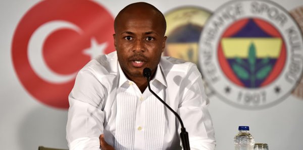 'Fenerbahçe'de Ayew'den sonra bir golcü daha geliyor! İngiltere'den...