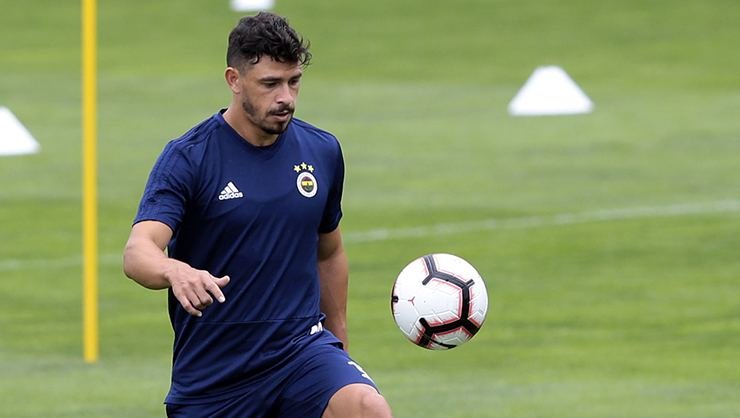 'Fenerbahçe'de Giuliano için flaş bir karar çıktı