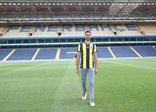 'Fenerbahçe'de Harun Tekin forma numarası açıklandı