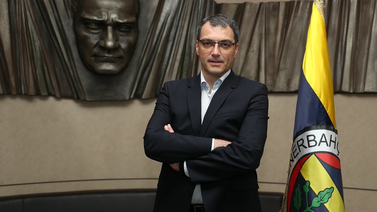 'Fenerbahçe'nin transfer planlarını bozacak gelişme! Comolli'ye engel