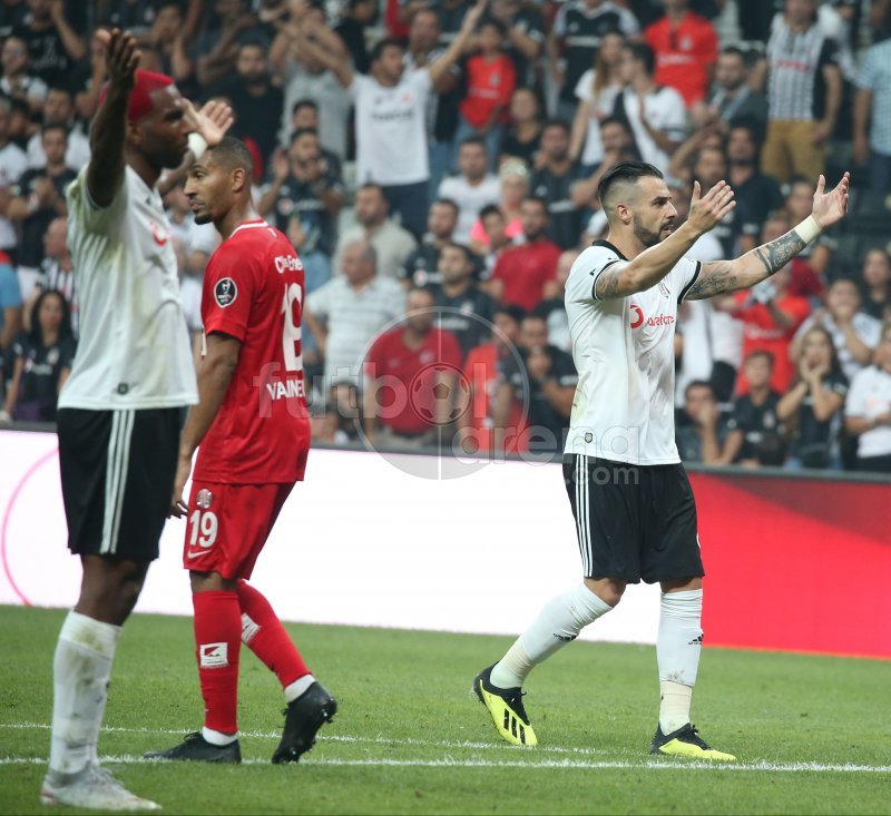 'FLAŞ! Beşiktaş - Antalyaspor maçı tekrar mı edilecek? Kural hatası iddiası