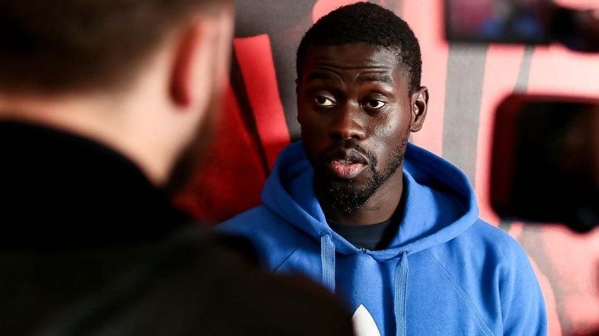 'Flaş! Yıldız futbolcunun menajeri Galatasaray'ı aradı; 