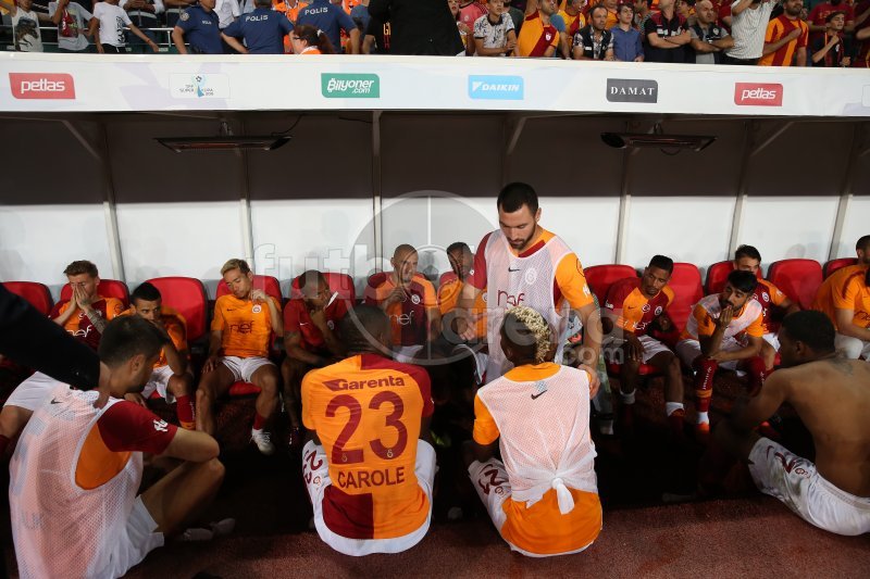 'Galatasaray'da Şampiyonlar Ligi öncesi büyük endişe! Kafalar karıştı
